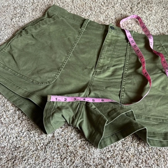 Madewell The Perfect Vintage Fatigue Short Desert Olive
size 33 - Picture 11 of 12